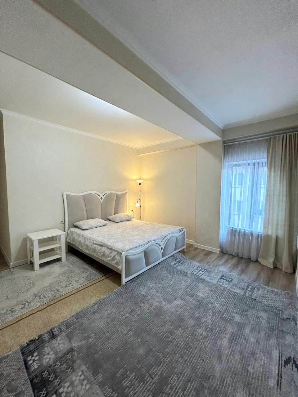 Apartamento Ecohouse Bishkek Exterior foto
