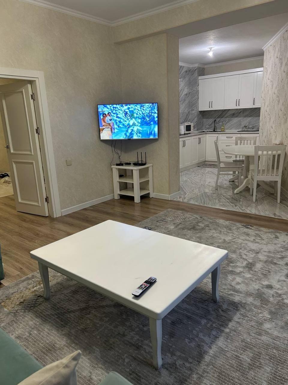 Apartamento Ecohouse Bishkek Exterior foto